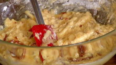 Рецепт маффинов с вялеными помидорами и сыром