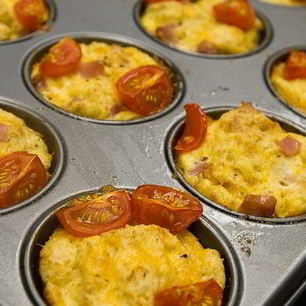 Рецепт Необычных маффинов с ветчиной и сыром