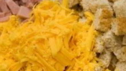 Рецепт необычных маффинов с ветчиной и сыром