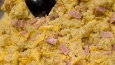 Рецепт необычных маффинов с ветчиной и сыром