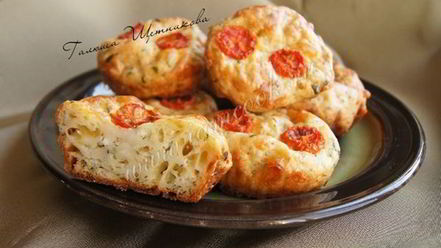 Рецепт пикантных маффинов из сыра и творога