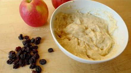 Рецепт яблочных маффинов с изюмом