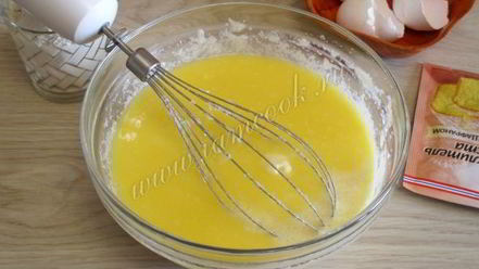 Рецепт манника на кефире в мультиварке