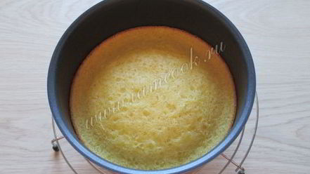 Рецепт манника на кефире в мультиварке