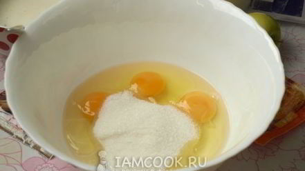 Рецепт манника на молоке с яблоками