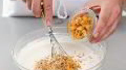 Рецепт манника с изюмом и орехами в мультиварке