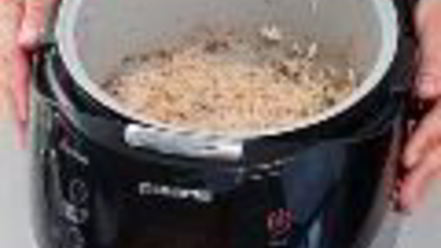 Рецепт манника с изюмом и орехами в мультиварке