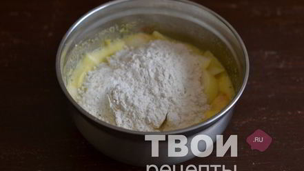 Рецепт манника с яблоками