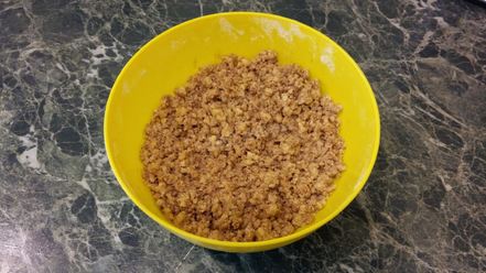 Рецепт пирога манник с творогом и черносливом