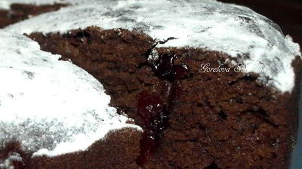 Рецепт постного шоколадного манника с вяленой клюквой