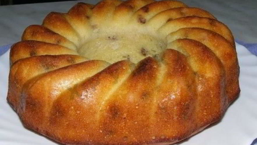 Рецепт простого манника на кефире с кокосовой стружкой без муки