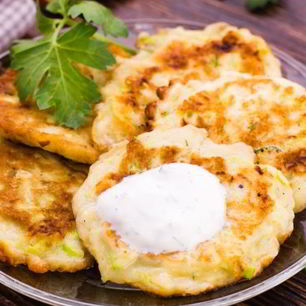 Рецепт Быстрых оладий из кабачков