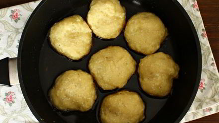 Рецепт дрожжевых оладий на сухих дрожжах