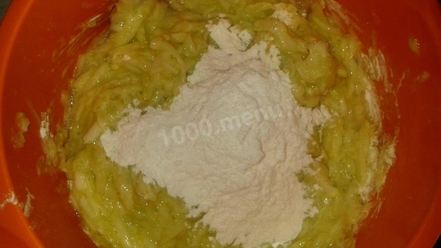 Рецепт кабачковых оладий с сосисками