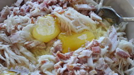 Рецепт картофельных оладий с беконом