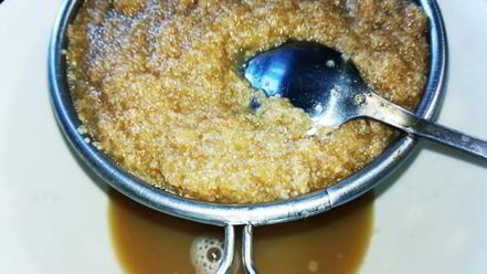 Рецепт картофельных оладий с сазаньей икрой