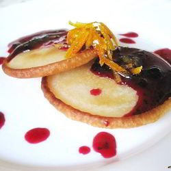 Рецепт Лимонных оладий со смородиновым соусом