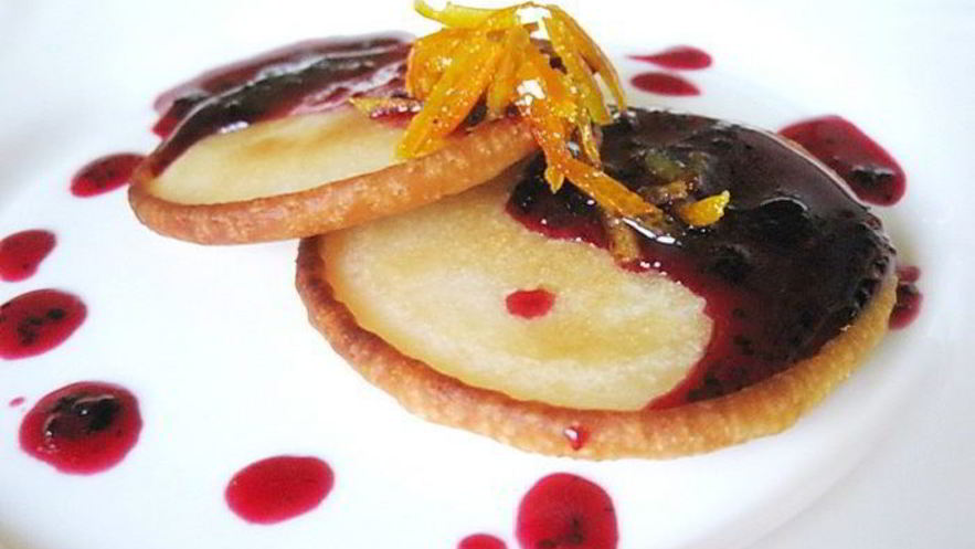 Рецепт лимонных оладий со смородиновым соусом