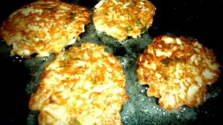 Рецепт оладушек из китайской капусты с брынзой