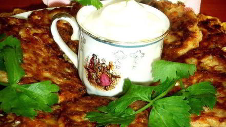 Рецепт оладушек из китайской капусты с брынзой