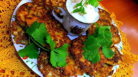 Рецепт оладушек из китайской капусты с брынзой