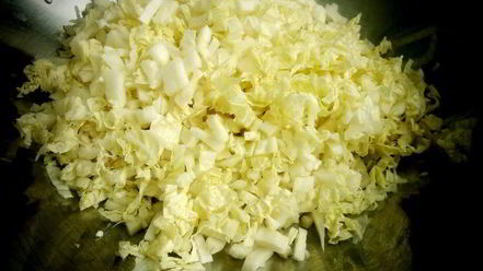 Рецепт оладушек из китайской капусты с брынзой