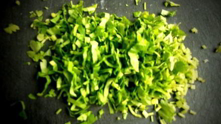 Рецепт оладушек из китайской капусты с брынзой