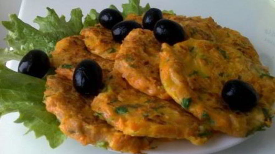 Рецепт оладушек из тыквы и колбасы по-польски