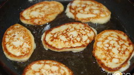 Рецепт оладий из манной крупы