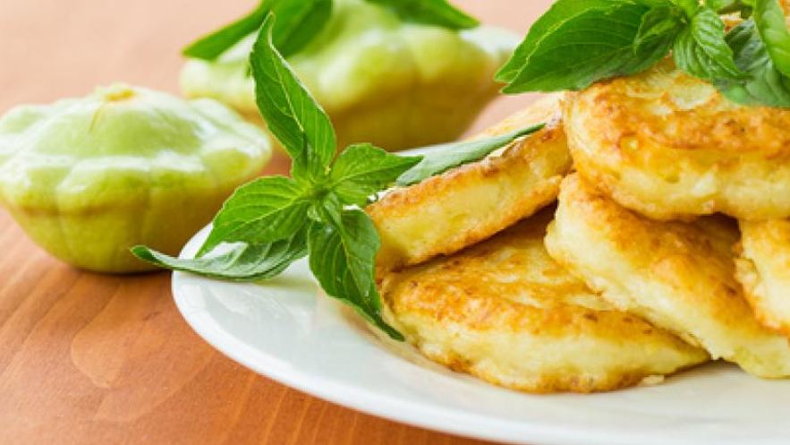 Рецепт оладий из патиссонов с зеленью