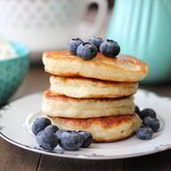 Рецепт Оладий на молоке и дрожжах пышные