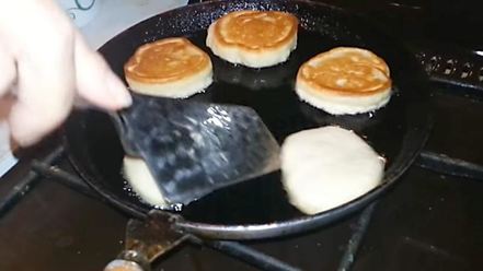 Рецепт оладий на ряженке пышные быстро и вкусно