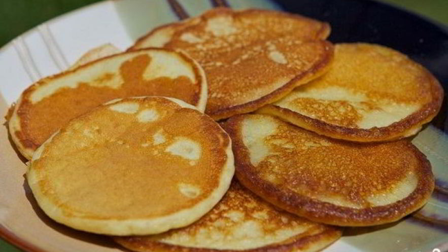 Рецепт оладий на воде с яйцами