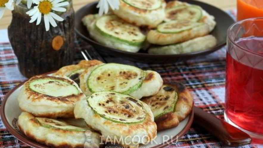 Рецепт оладий с кабачками кружками
