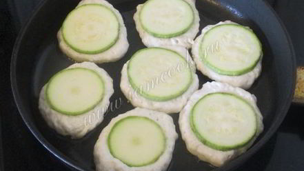 Рецепт оладий с кабачками кружками