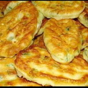 Рецепт Оладий с яйцом и зеленым луком