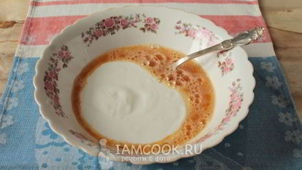 Рецепт пышных оладий на кефире в духовке