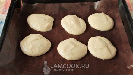 Рецепт пышных оладий на кефире в духовке