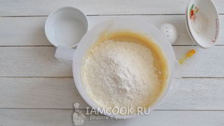 Рецепт пышных оладий на ряженке