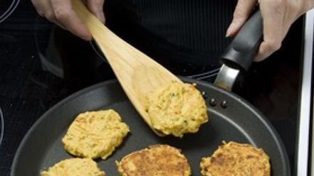 Рецепт томатных оладий