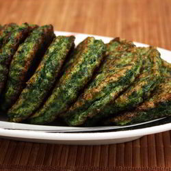 Рецепт Зеленых оладий из шпината и брокколи