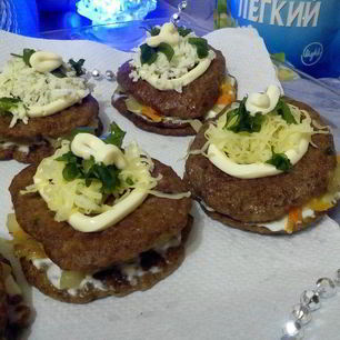 Рецепт Печеночных слоек