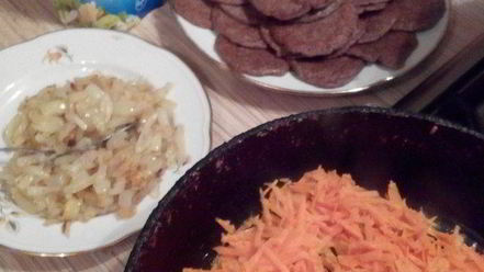 Рецепт печеночных слоек