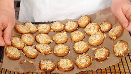 Рецепт лимонного печенья с миндалем