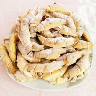 Рецепт Нежнейших рогаликов с безе