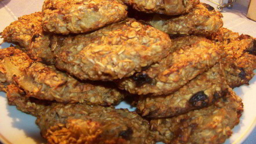 Рецепт овсяного печенья с яблоками и ананасами