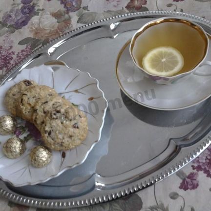 Рецепт Печенья овсяного с орехами, шоколадом и сушеной клюквой