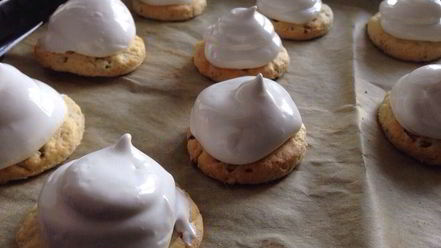 Рецепт печенья-сабле с клубникой летнее настроение