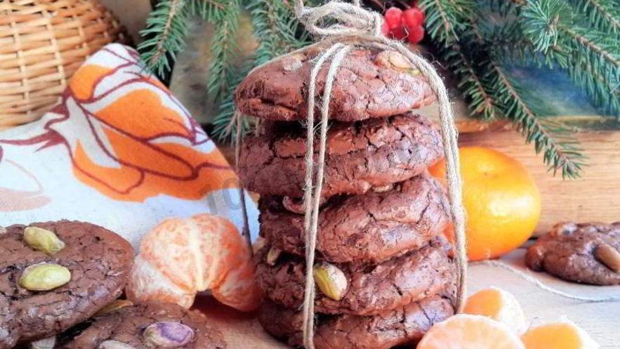 Рецепт шоколадного печенья с фисташками