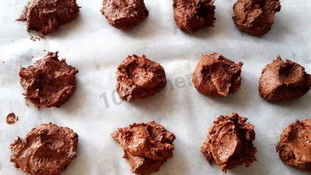 Рецепт шоколадного печенья с фисташками
